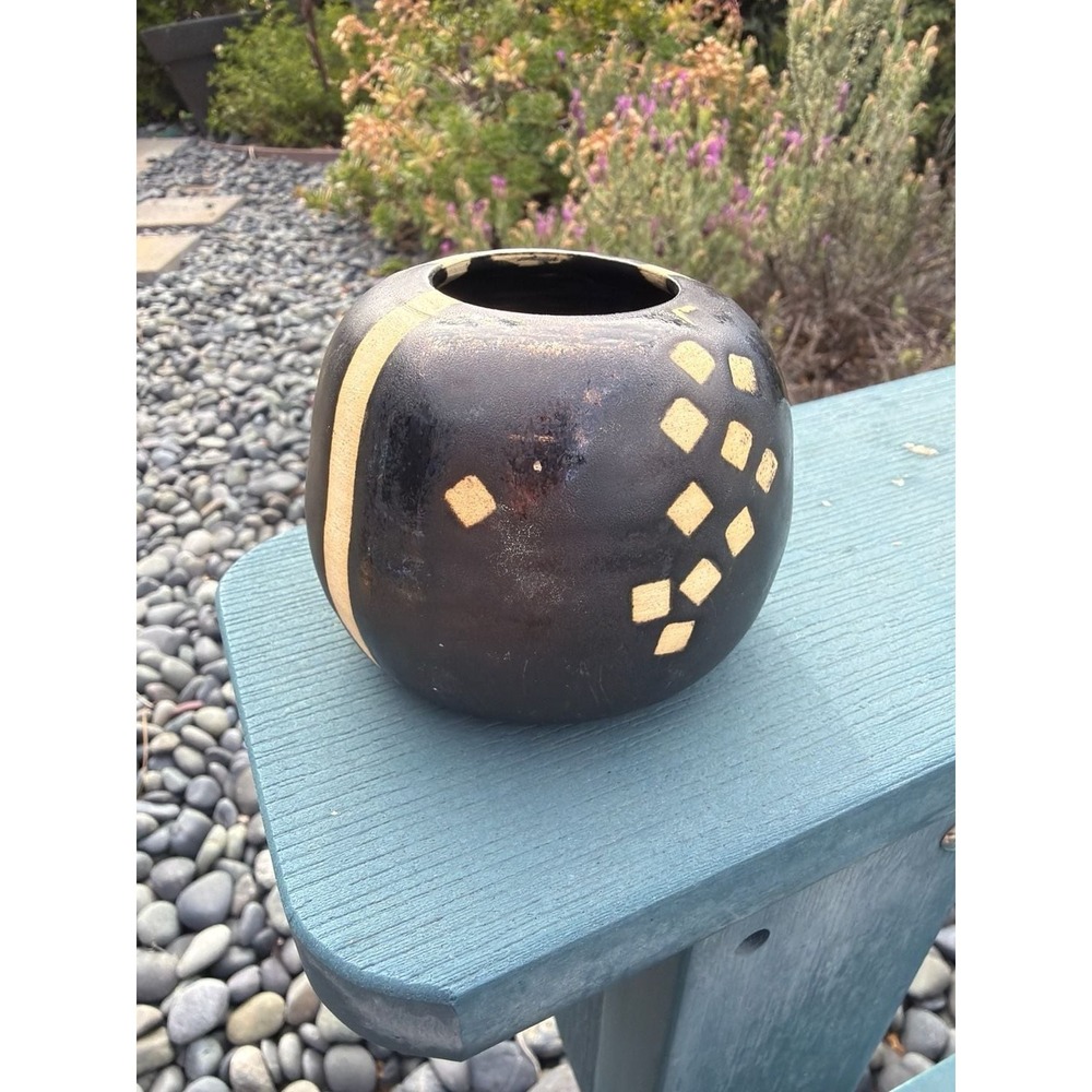 Debralee Studio Handmade Geometric Ceramic heavy Pot Vase 3"